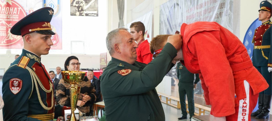 Росгвардейцы из Луганска стали призерами чемпионата войск по самбо и боевому самбо