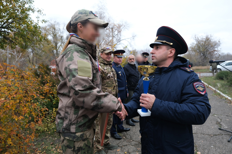 В ЛНР росгвардейцы стали победителями чемпионата по стрельбе среди силовых структур