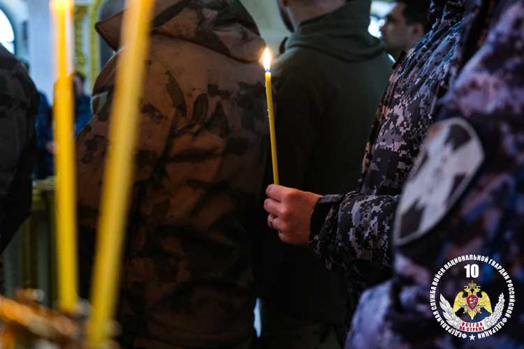 В Луганске состоялось богослужение, посвященное Дню войск национальной гвардии