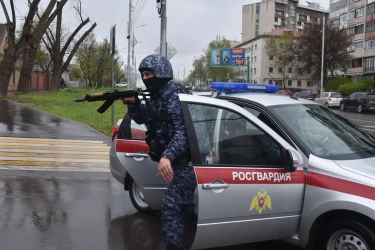 В ЛНР росгвардейцы приняли участие во всероссийских антитеррористических учениях