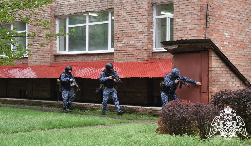 В ЛНР росгвардейцы приняли участие во всероссийских антитеррористических учениях