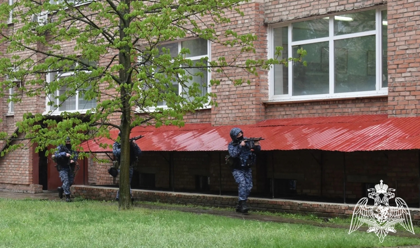 В ЛНР росгвардейцы приняли участие во всероссийских антитеррористических учениях