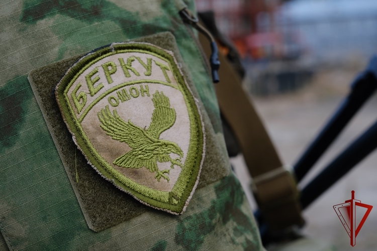 Росгвардейцы оказали помощь пострадавшим в результате удара беспилотника в ЛНР