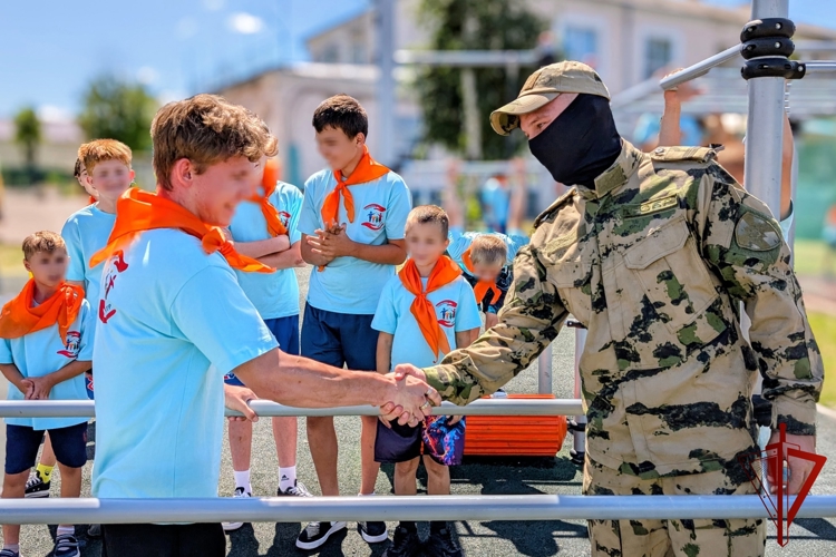 Росгвардейцы провели для воспитанников социального центра ведомственную акцию «Каникулы с Росгвардией»
