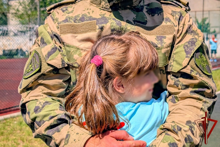 Росгвардейцы провели для воспитанников социального центра ведомственную акцию «Каникулы с Росгвардией»