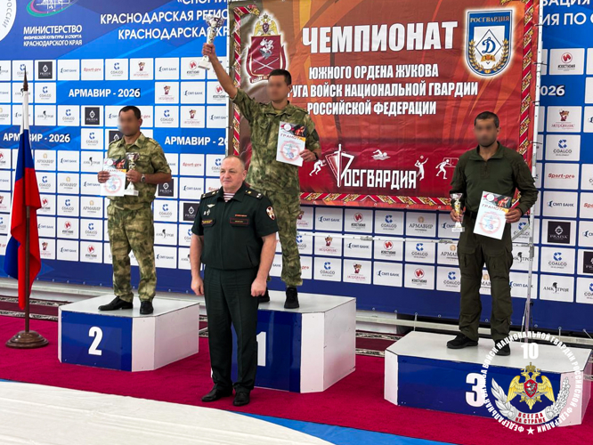 Росгвардейцы из ЛНР стали призерами окружного чемпионата по самбо и боевому самбо