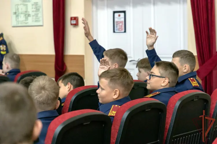 В Москве состоялась презентация трилогии военно-исторических очерков офицера Росгвардии из ЛНР